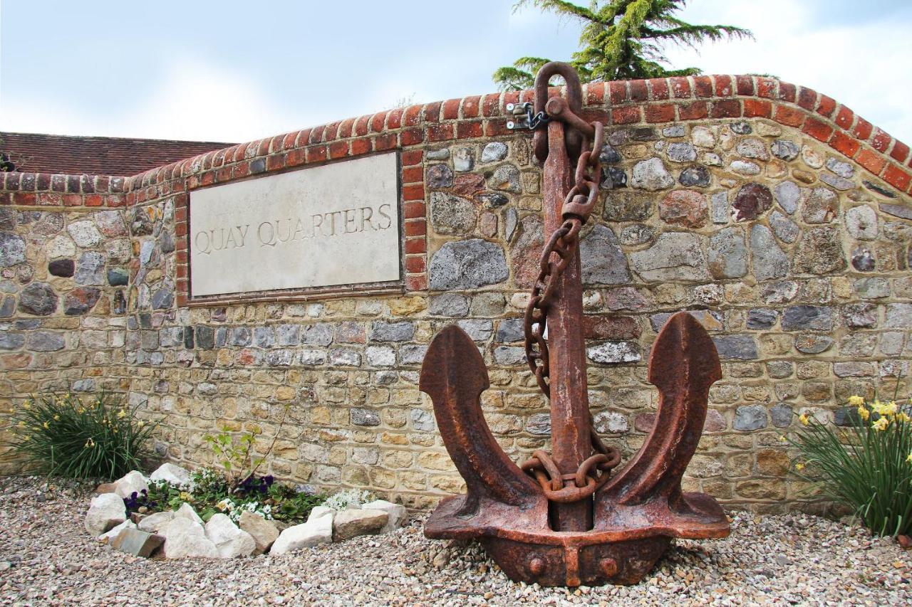Quay Quarters Villa Chichester Exteriör bild